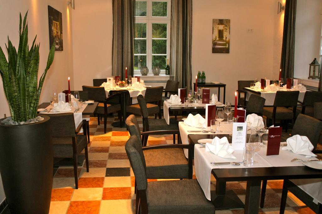 Hotel Gut Landscheid Burscheid Ngoại thất bức ảnh